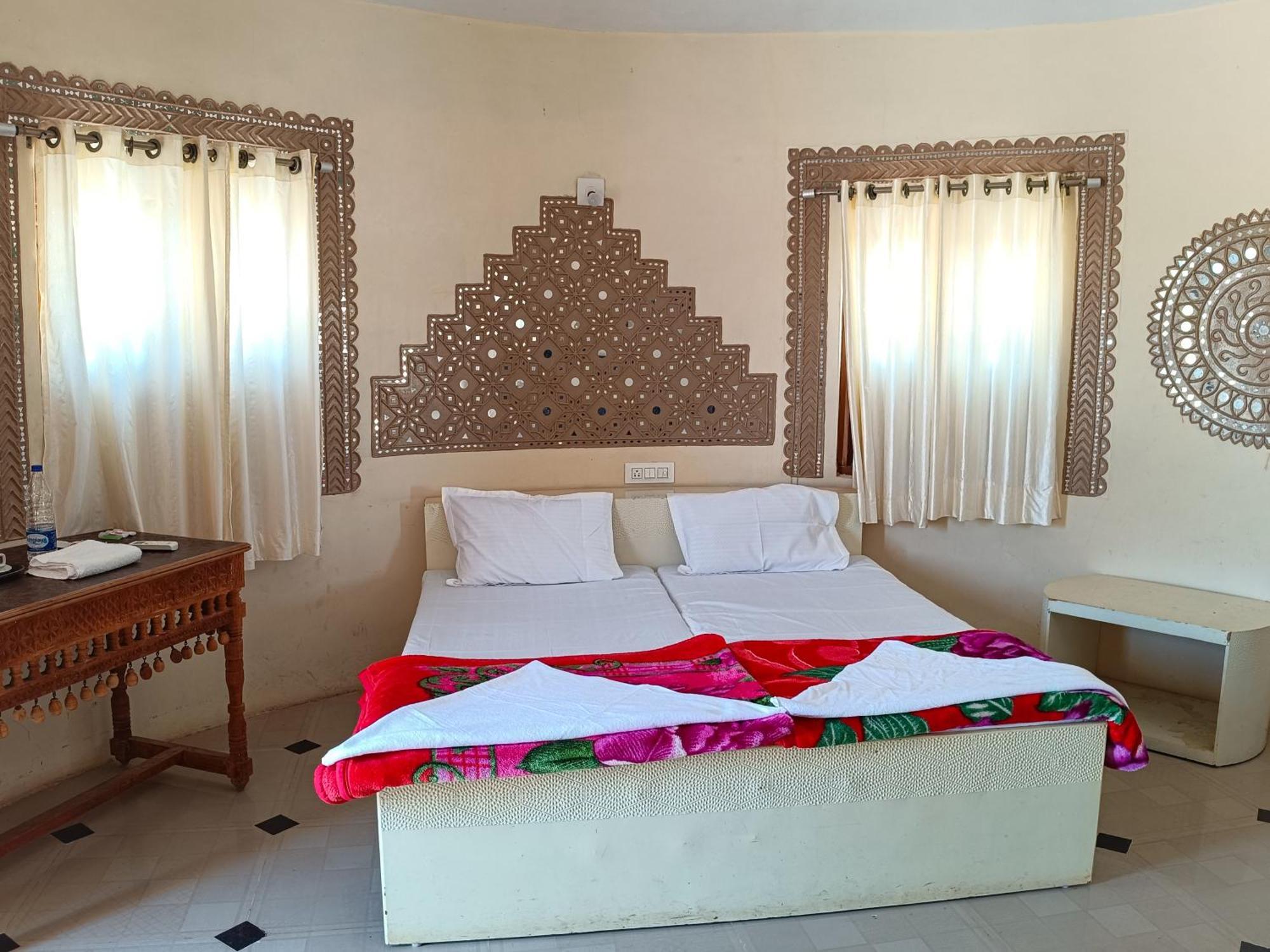 Dholavira Tourism Resort Eksteriør bilde