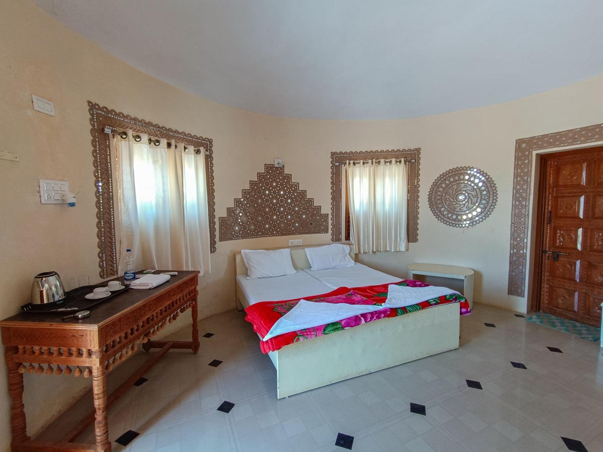 Dholavira Tourism Resort Eksteriør bilde