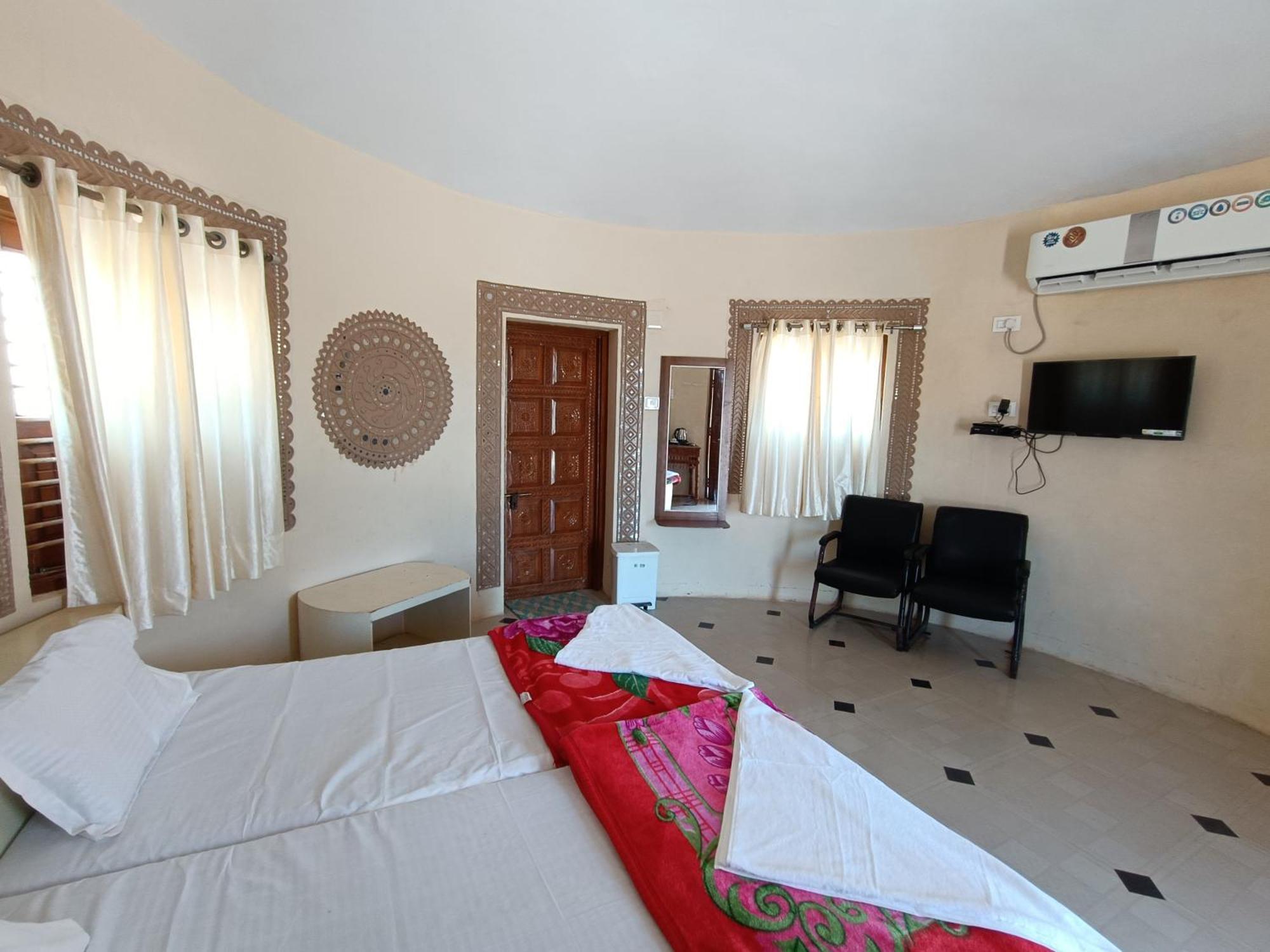Dholavira Tourism Resort Eksteriør bilde